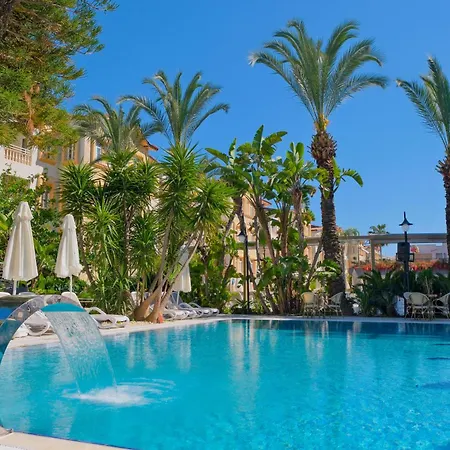 Village Family Hotel